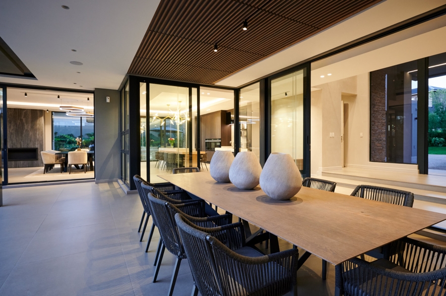 5 Bedroom Property for Sale in Waterfall Country Estate Gauteng
