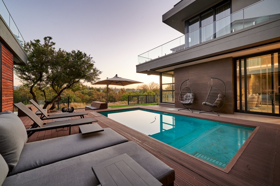 5 Bedroom Property for Sale in Waterfall Country Estate Gauteng