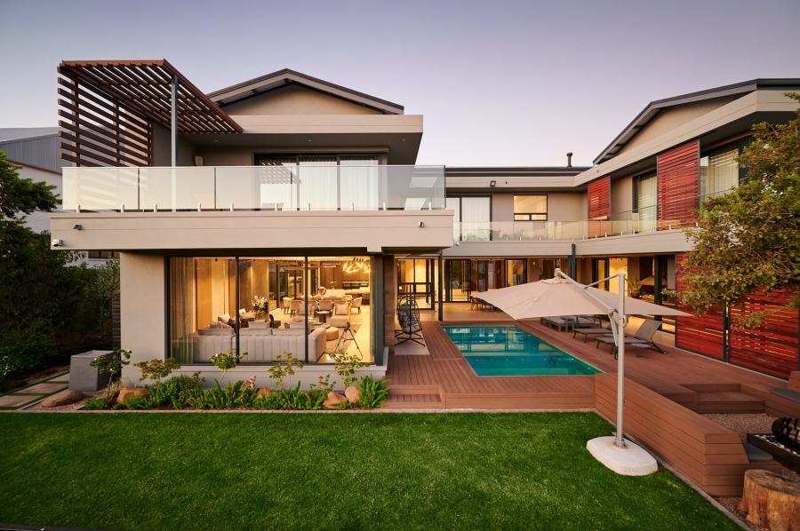 5 Bedroom Property for Sale in Waterfall Country Estate Gauteng