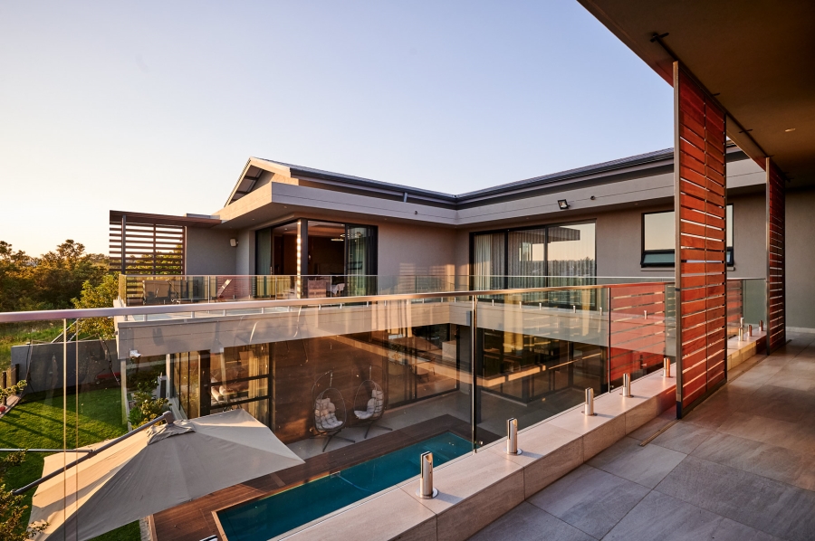 5 Bedroom Property for Sale in Waterfall Country Estate Gauteng
