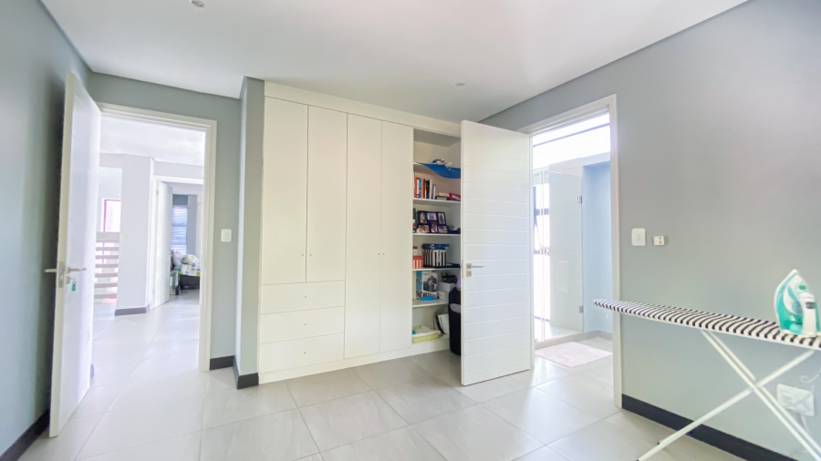 3 Bedroom Property for Sale in Sandown Gauteng