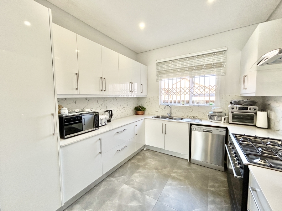 3 Bedroom Property for Sale in Kyalami Hills Gauteng