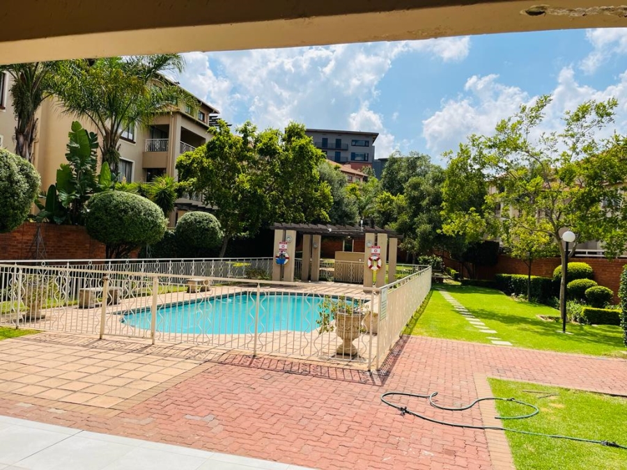 To Let 2 Bedroom Property for Rent in Sunninghill Gauteng