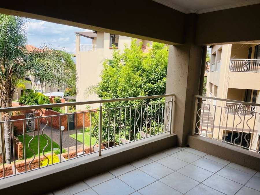 To Let 2 Bedroom Property for Rent in Sunninghill Gauteng