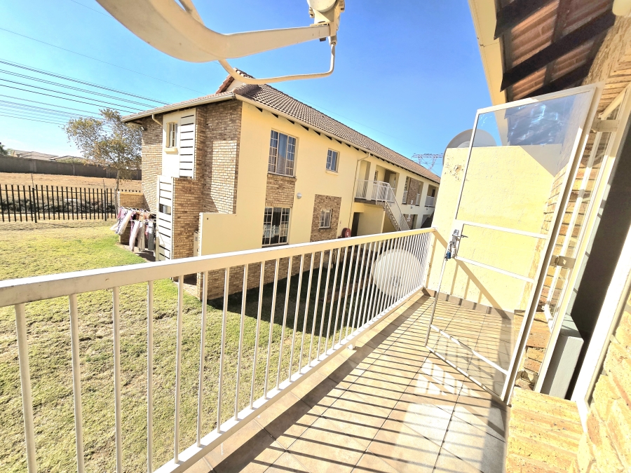 0 Bedroom Property for Sale in Kosmosdal Gauteng