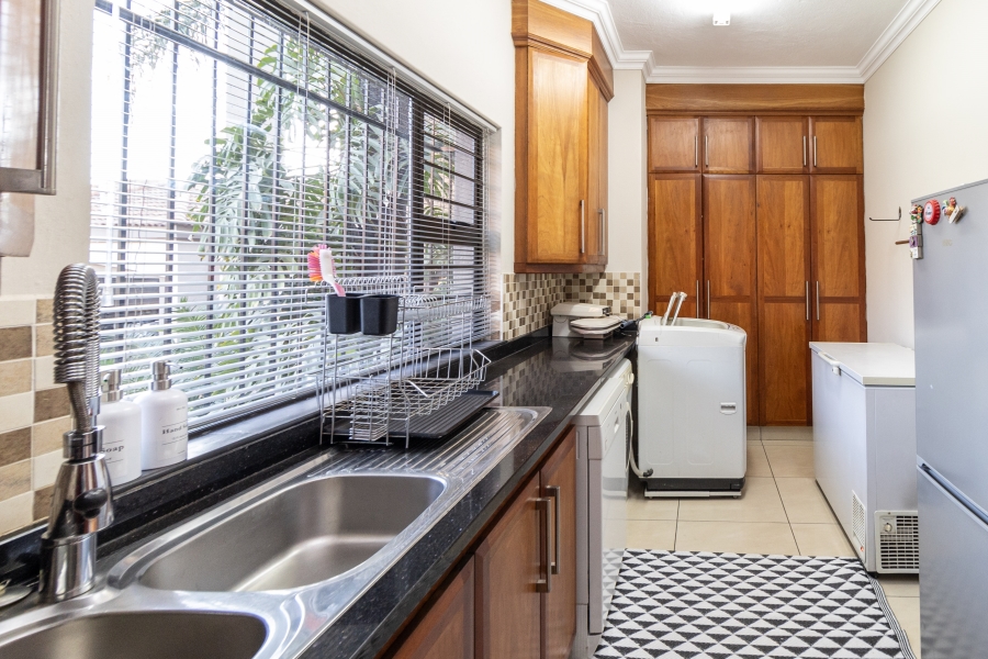 4 Bedroom Property for Sale in Waterkloof Ridge Gauteng