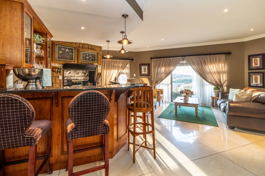 4 Bedroom Property for Sale in Waterkloof Ridge Gauteng