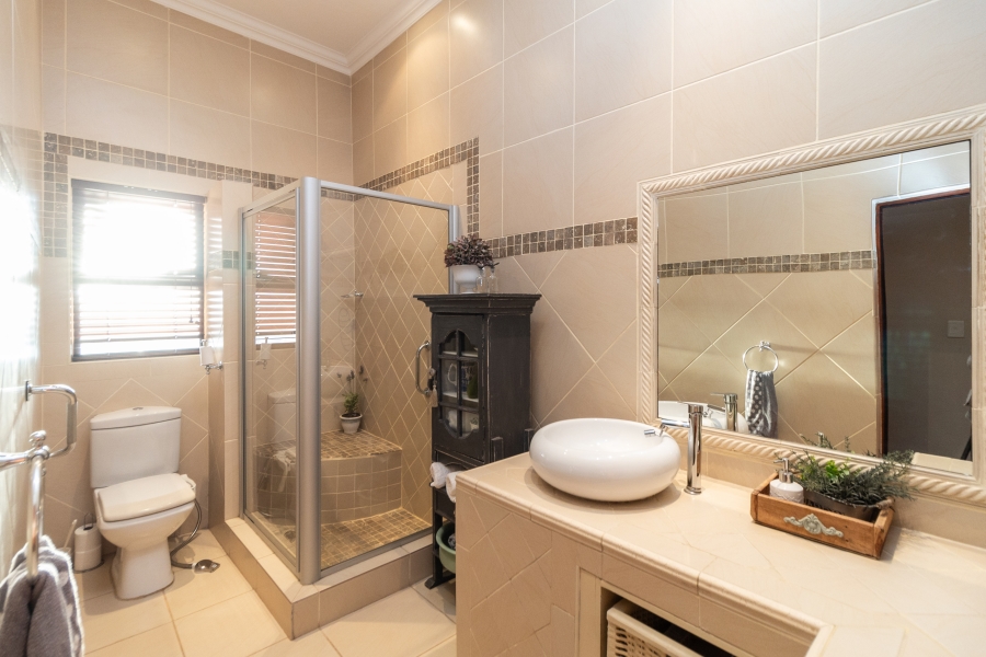 4 Bedroom Property for Sale in Waterkloof Ridge Gauteng