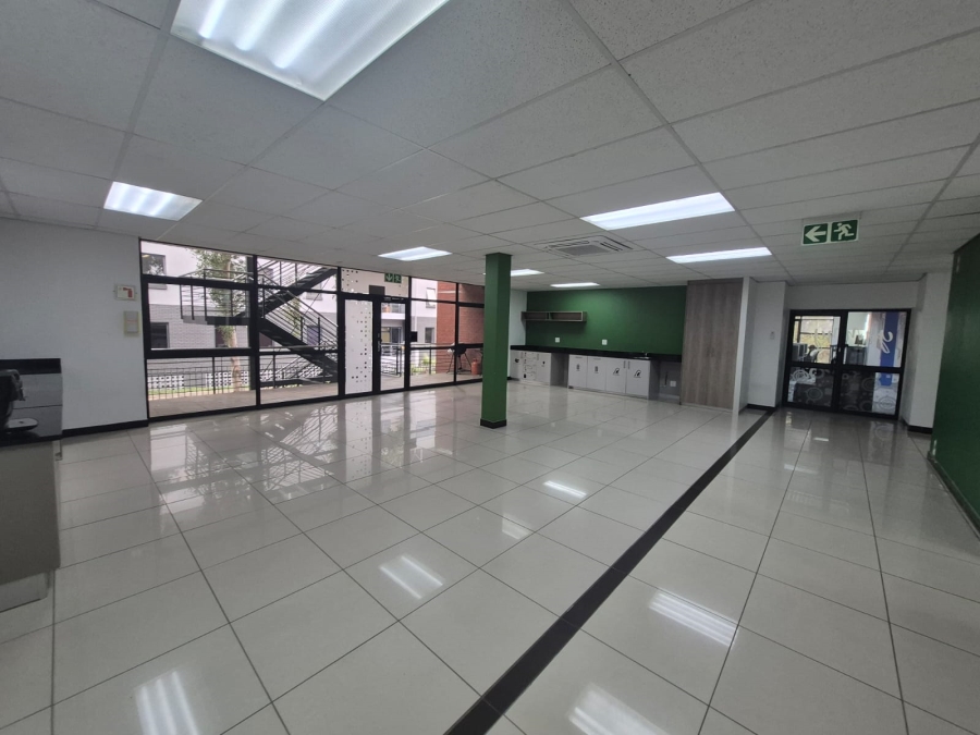 To Let commercial Property for Rent in Midridge Park Gauteng