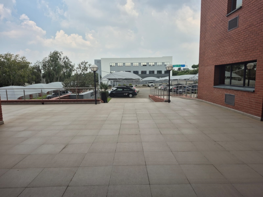 To Let commercial Property for Rent in Midridge Park Gauteng