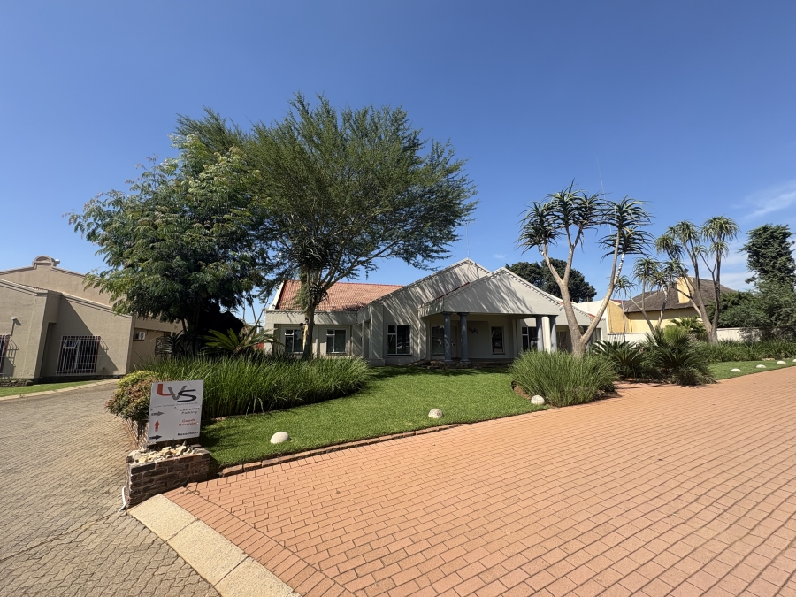 Commercial Property for Sale in Glen Marais Gauteng
