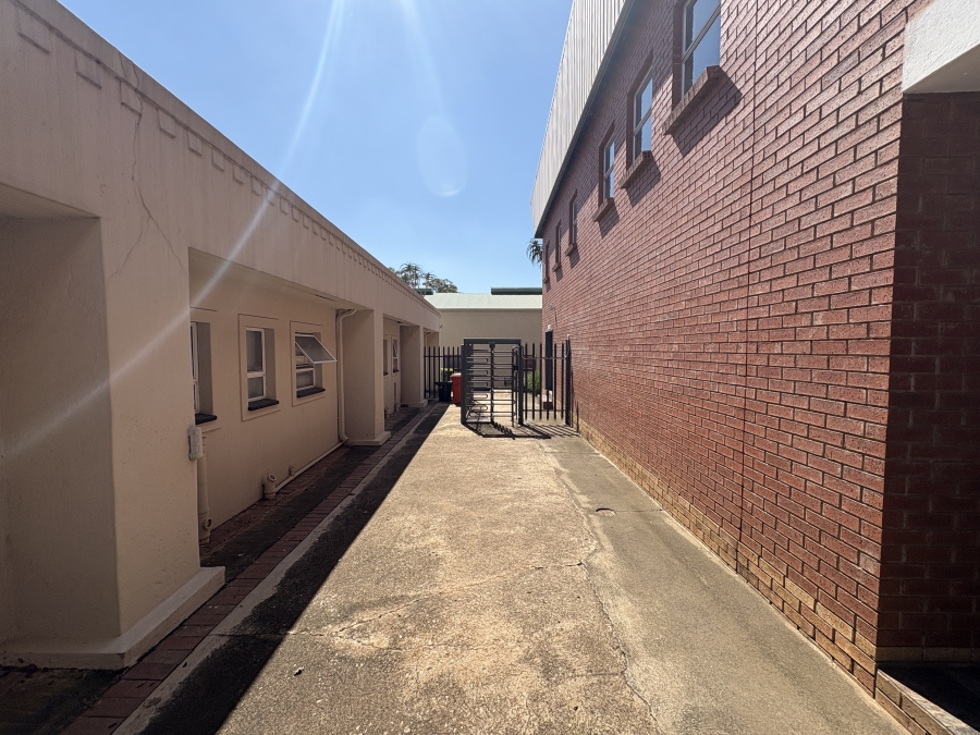 Commercial Property for Sale in Glen Marais Gauteng