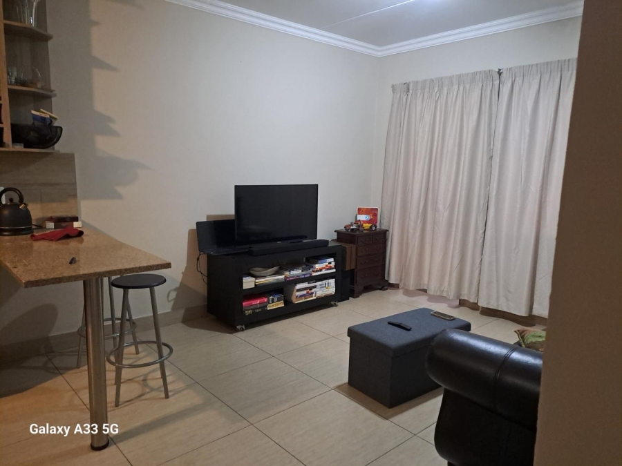 2 Bedroom Property for Sale in Moregloed Gauteng