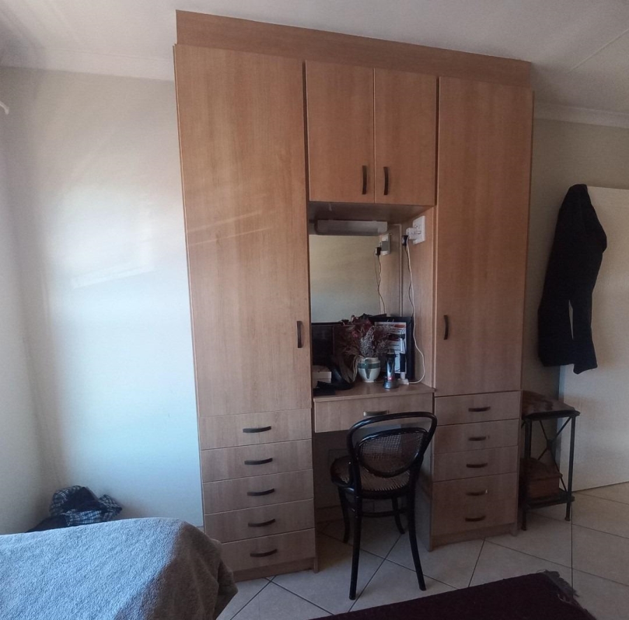 2 Bedroom Property for Sale in Montana Tuine Gauteng