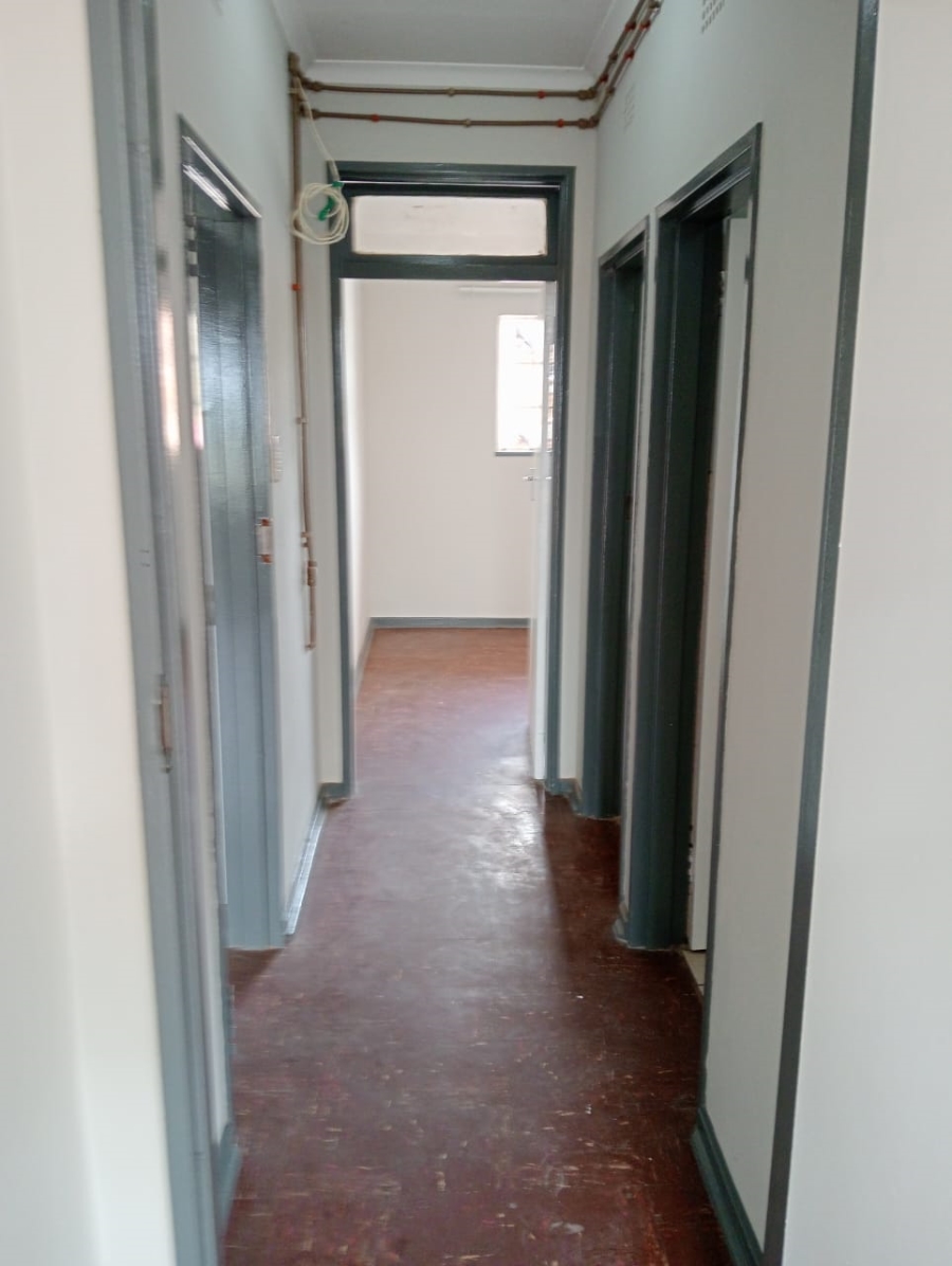 To Let 3 Bedroom Property for Rent in Rosettenville Gauteng