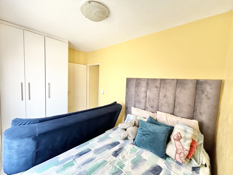 2 Bedroom Property for Sale in Kosmosdal Gauteng