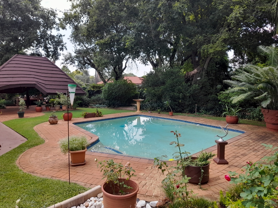 4 Bedroom Property for Sale in Wierda Park Gauteng