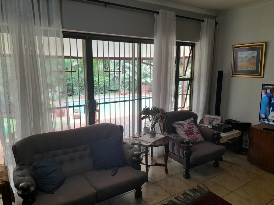 4 Bedroom Property for Sale in Wierda Park Gauteng