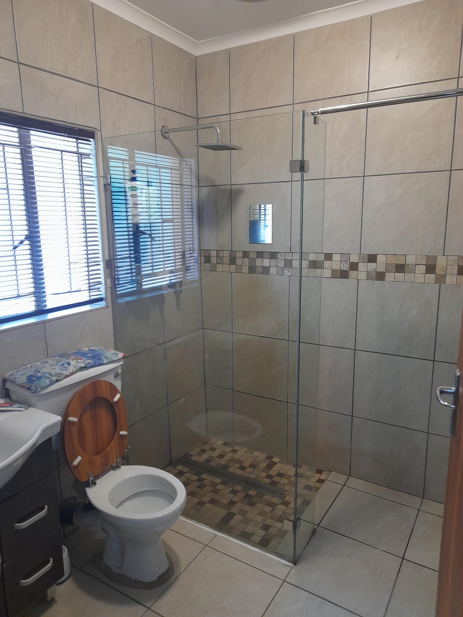 4 Bedroom Property for Sale in Wierda Park Gauteng