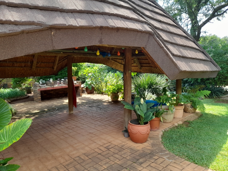 4 Bedroom Property for Sale in Wierda Park Gauteng