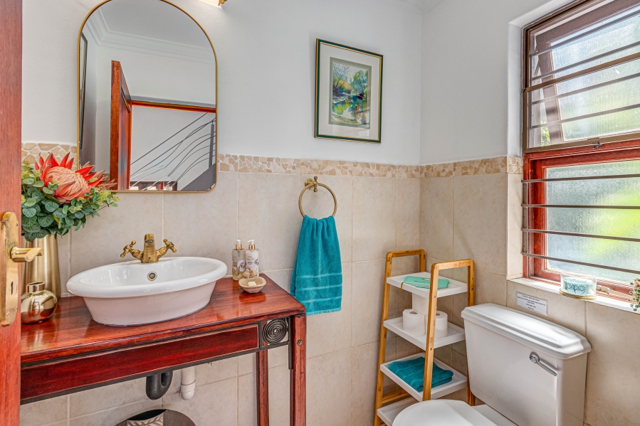 5 Bedroom Property for Sale in Saddlebrook Estate Gauteng