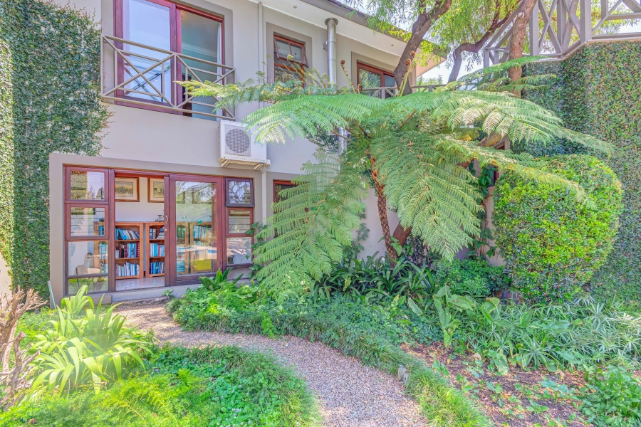 5 Bedroom Property for Sale in Saddlebrook Estate Gauteng