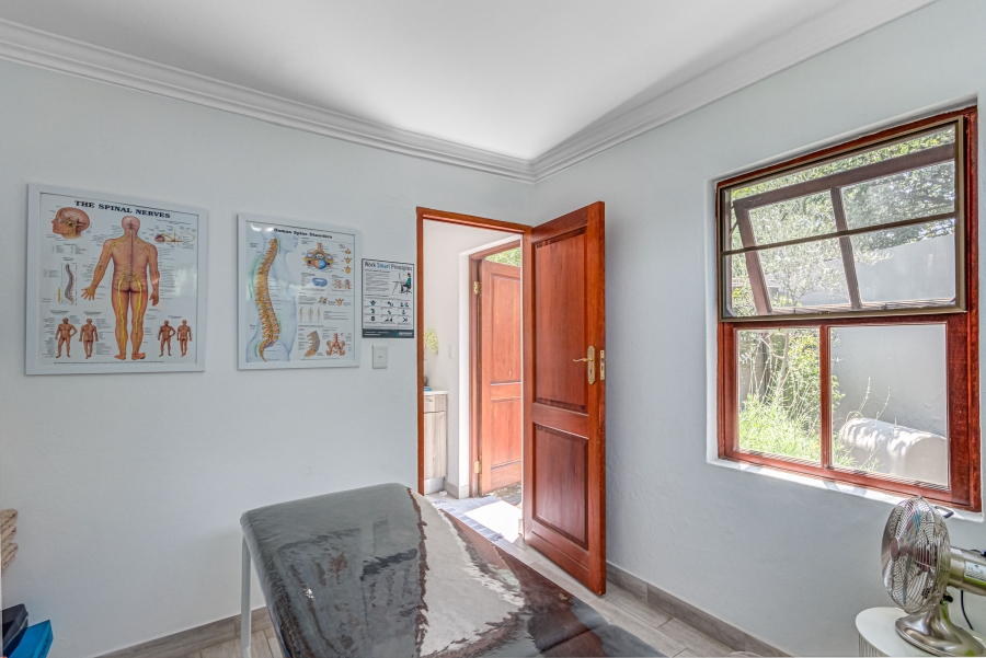 5 Bedroom Property for Sale in Saddlebrook Estate Gauteng
