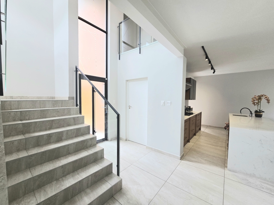 4 Bedroom Property for Sale in Carlswald Estate Gauteng