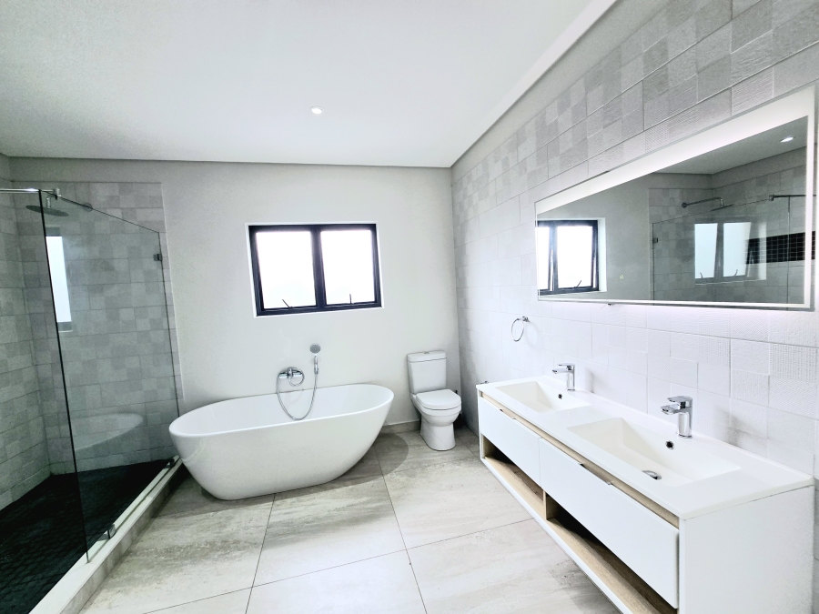 4 Bedroom Property for Sale in Carlswald Estate Gauteng