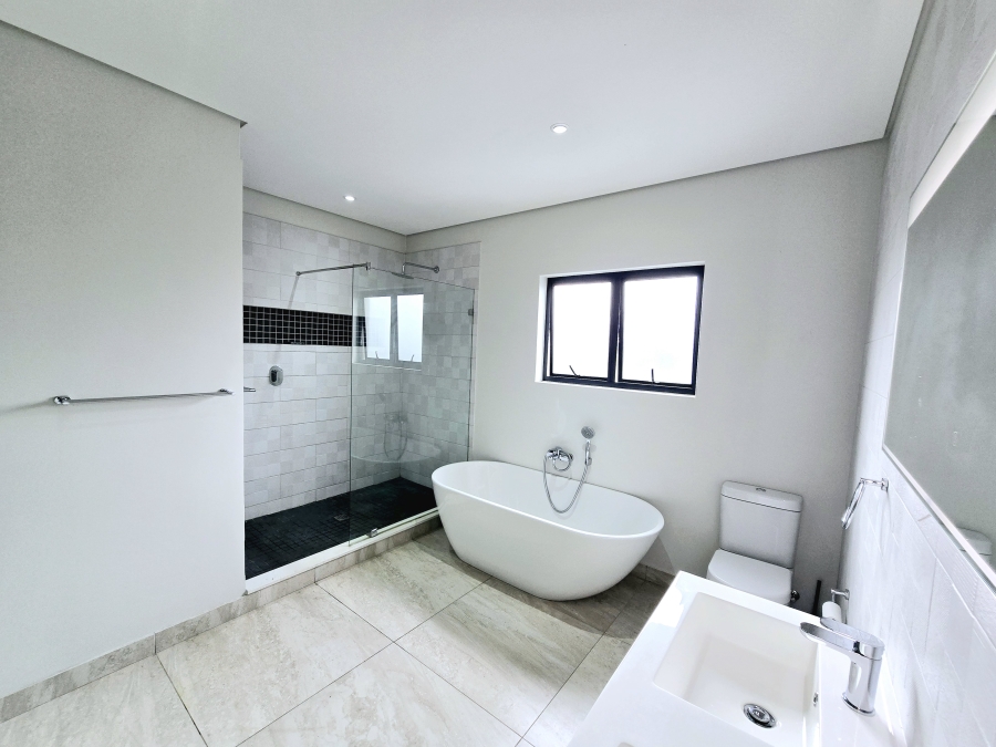 4 Bedroom Property for Sale in Carlswald Estate Gauteng