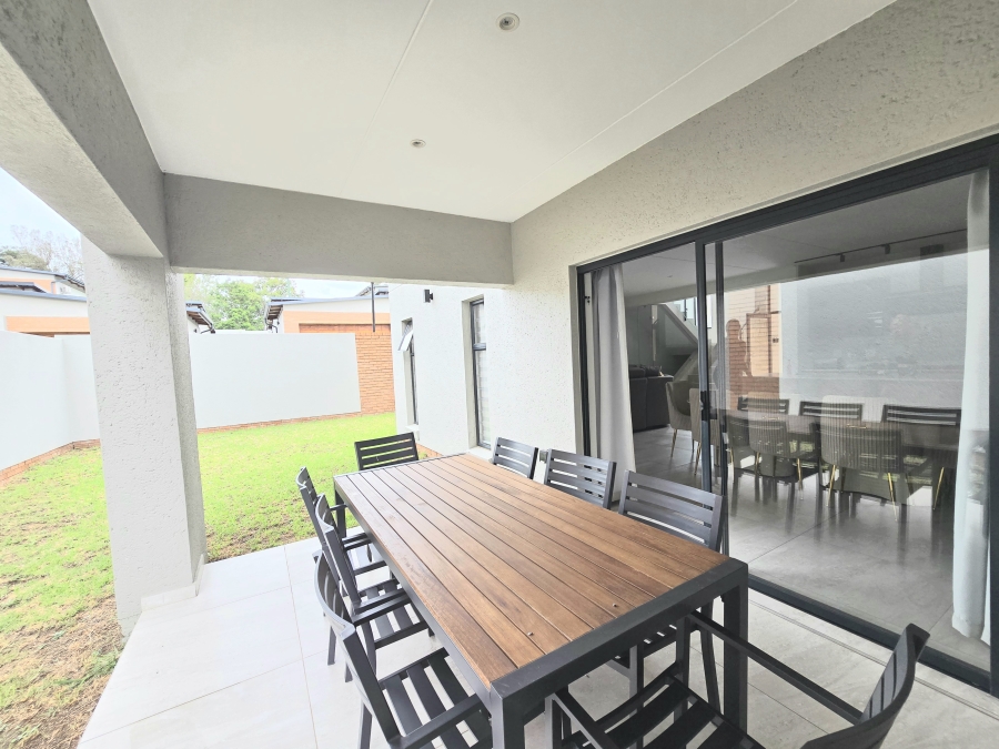 4 Bedroom Property for Sale in Carlswald Estate Gauteng