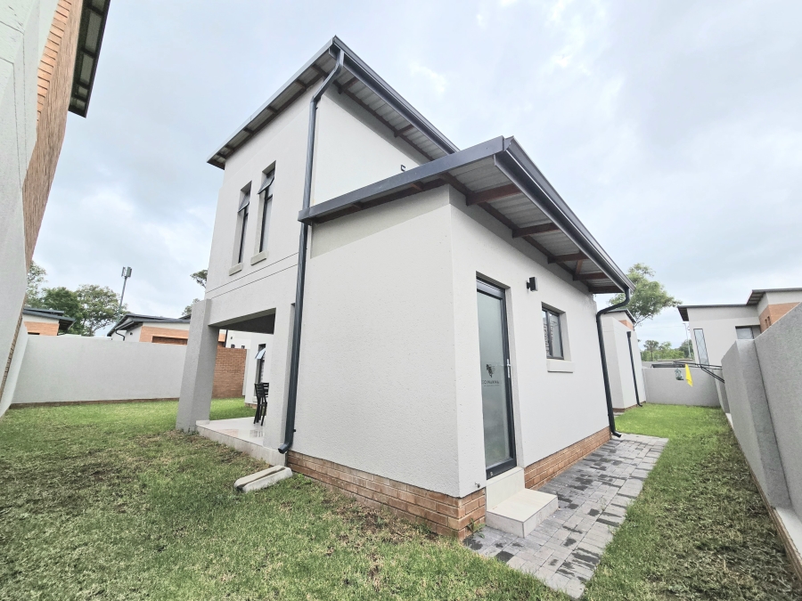 4 Bedroom Property for Sale in Carlswald Estate Gauteng