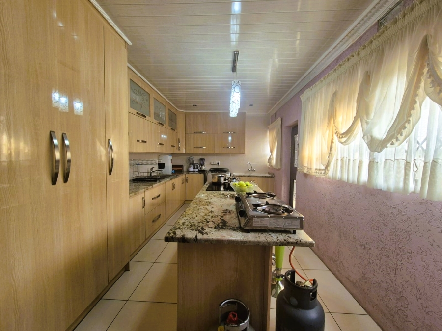 3 Bedroom Property for Sale in Sonland Park Gauteng