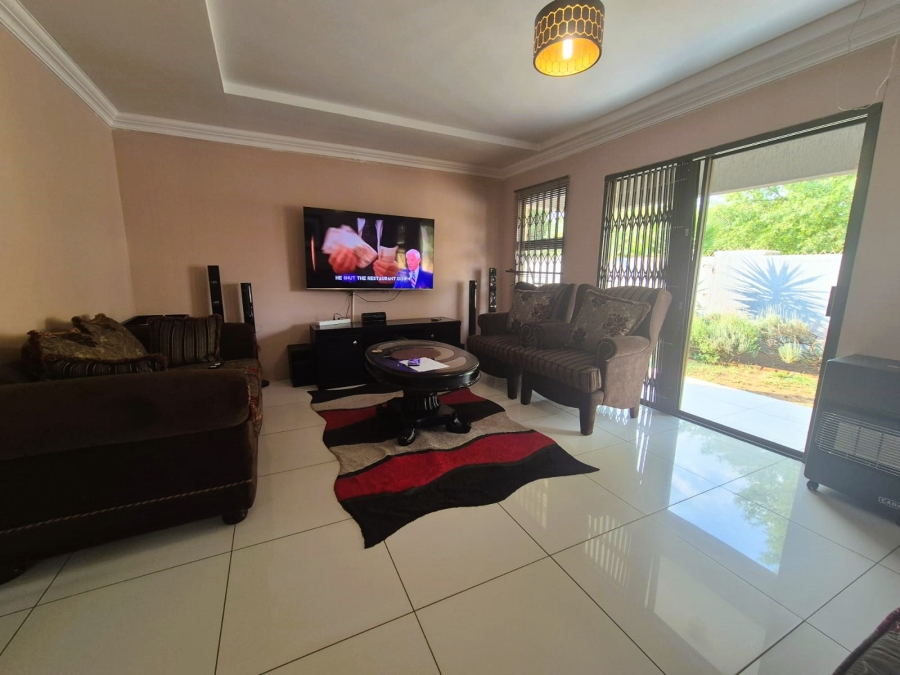 3 Bedroom Property for Sale in Sonland Park Gauteng