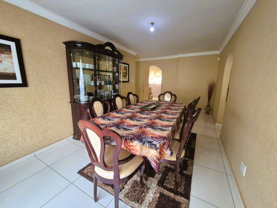 3 Bedroom Property for Sale in Sonland Park Gauteng
