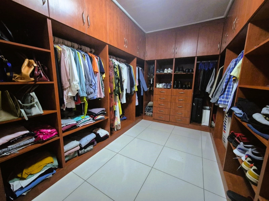 3 Bedroom Property for Sale in Sonland Park Gauteng