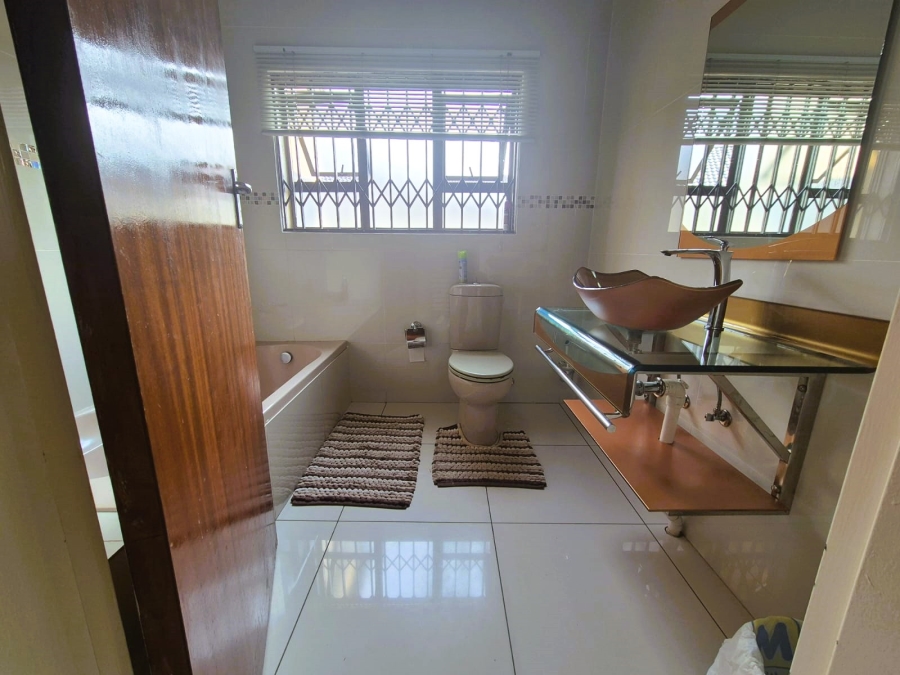 3 Bedroom Property for Sale in Sonland Park Gauteng