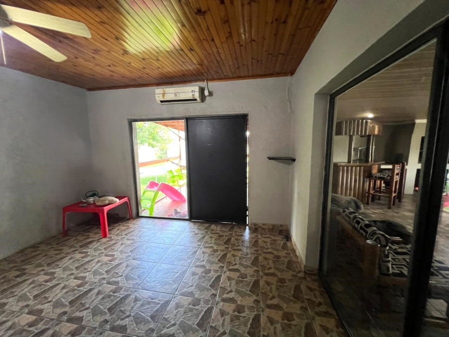 6 Bedroom Property for Sale in Boltonwold Gauteng