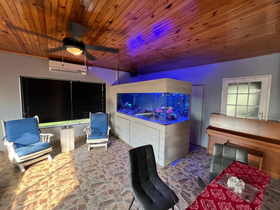 6 Bedroom Property for Sale in Boltonwold Gauteng