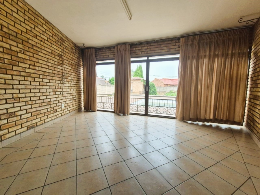 3 Bedroom Property for Sale in Arcon Park Gauteng