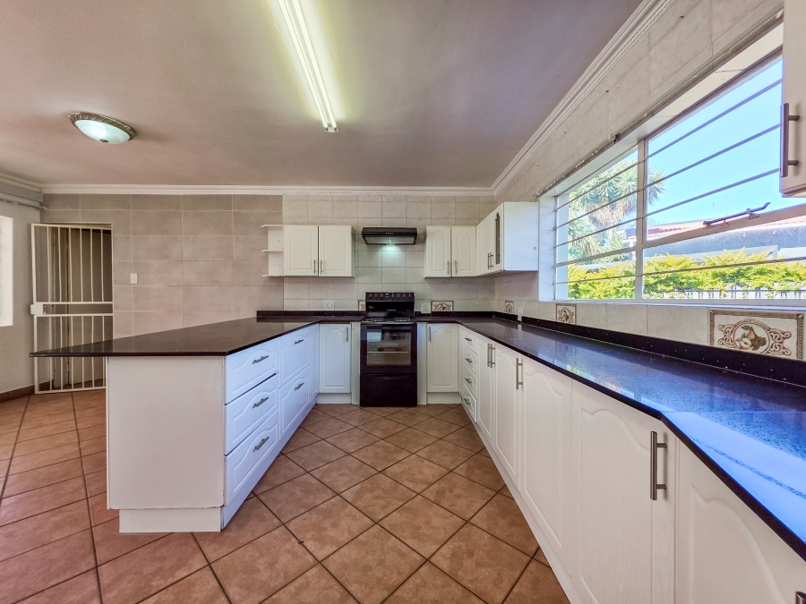 3 Bedroom Property for Sale in Moreleta Park Gauteng