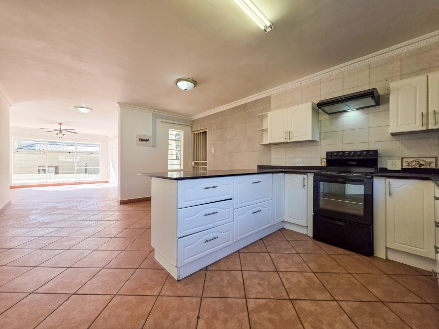 3 Bedroom Property for Sale in Moreleta Park Gauteng