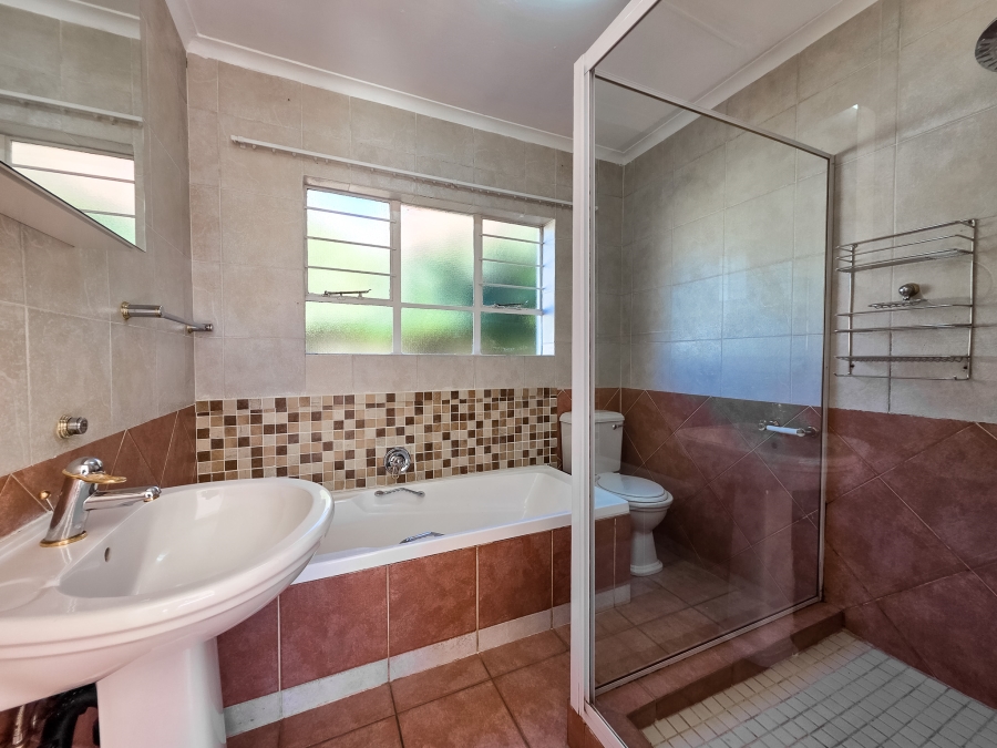 3 Bedroom Property for Sale in Moreleta Park Gauteng
