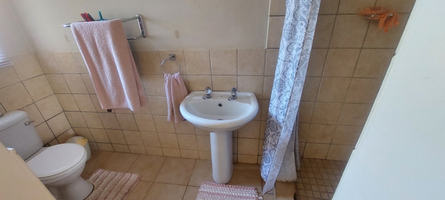 2 Bedroom Property for Sale in Winternest Gauteng