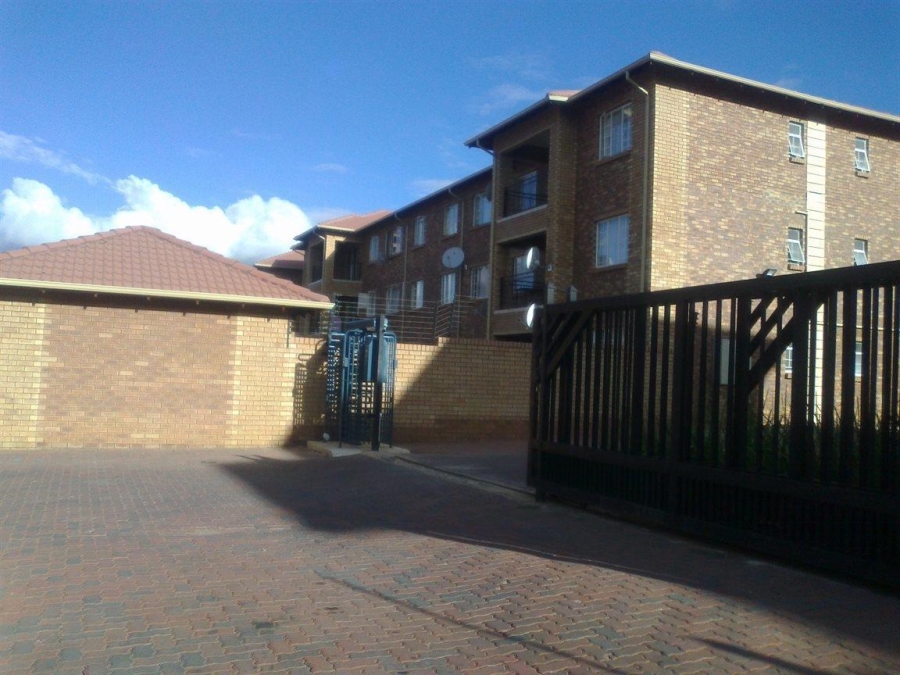 2 Bedroom Property for Sale in Karenpark Gauteng