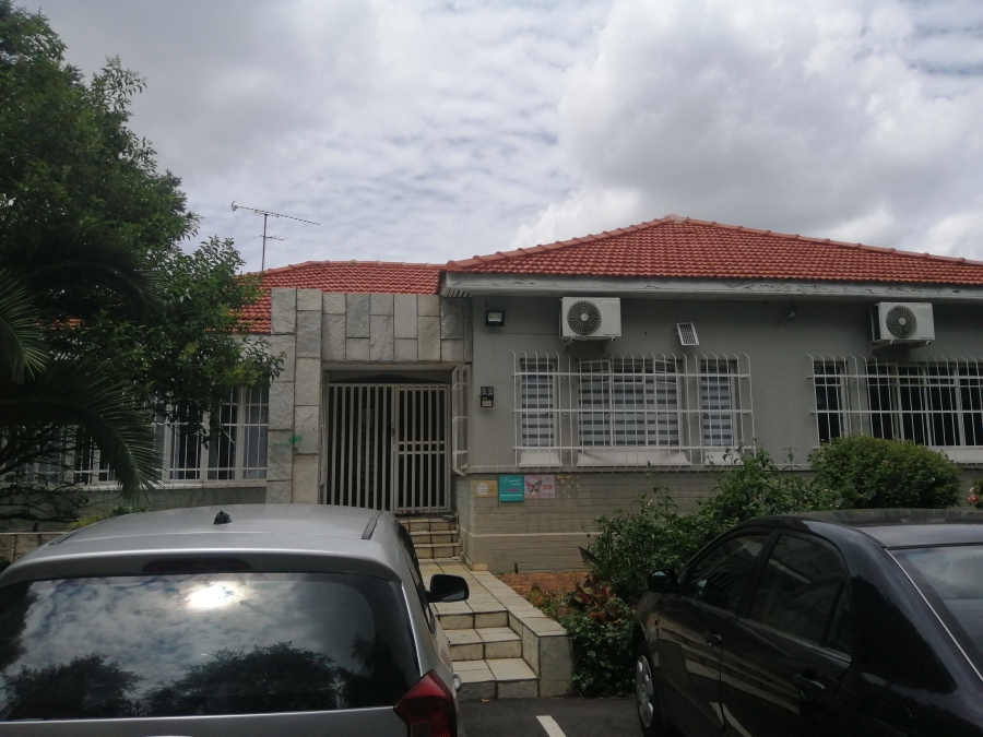 10 Bedroom Property for Sale in Highlands North Gauteng