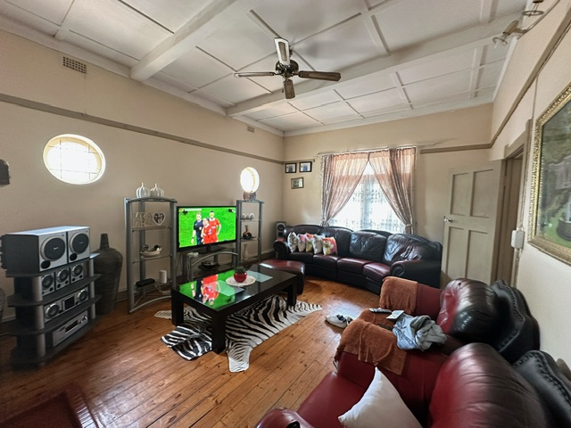 4 Bedroom Property for Sale in Yeoville Gauteng