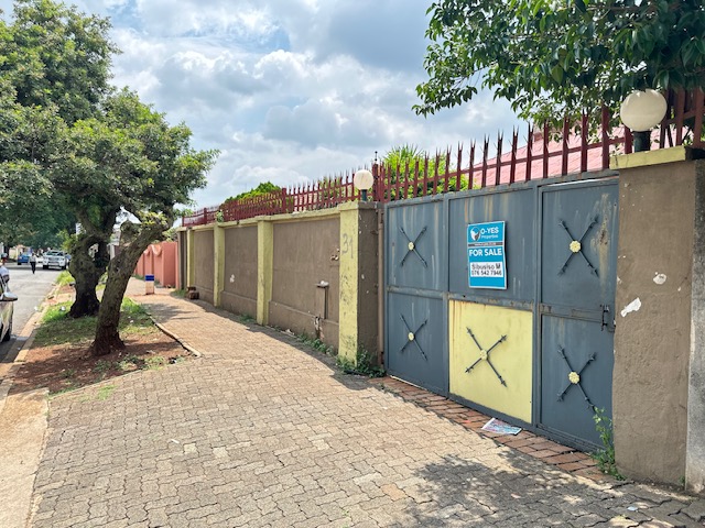 4 Bedroom Property for Sale in Yeoville Gauteng