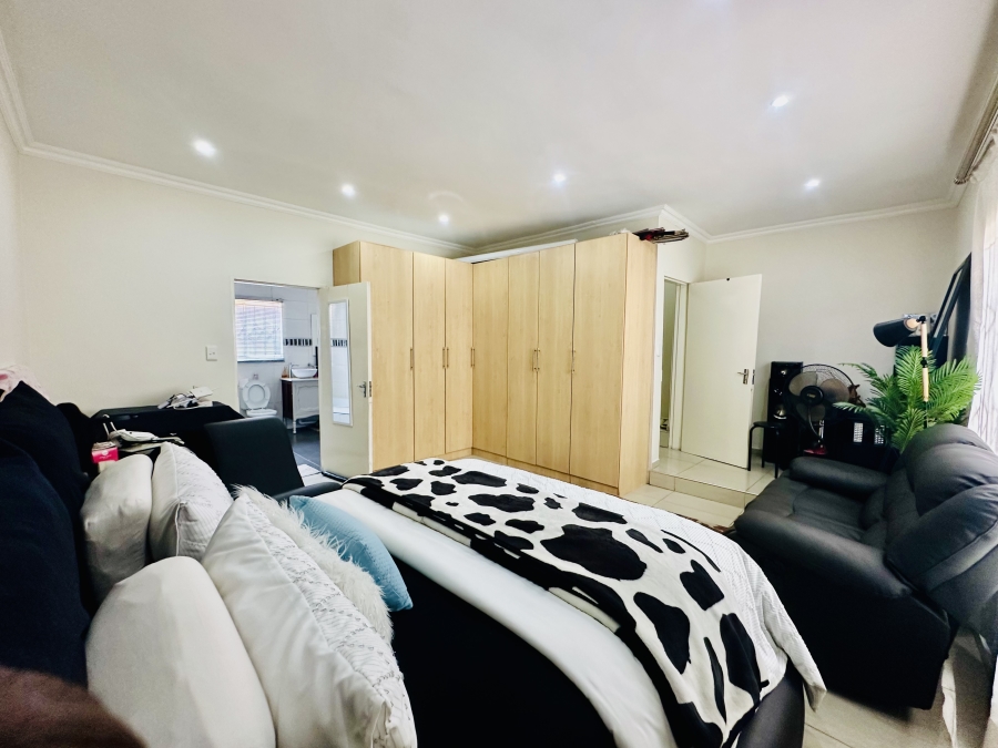 To Let 3 Bedroom Property for Rent in Cosmo City Gauteng