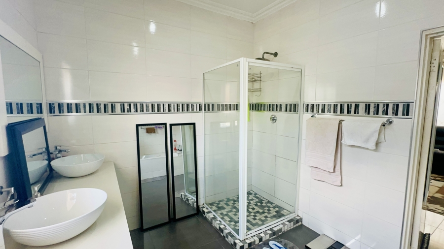 To Let 3 Bedroom Property for Rent in Cosmo City Gauteng